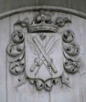 1879, Sondrio, stemma sul monumento a Vittorio Emanuele II in corso Vittorio Veneto (Opera di Luigi Crippa)