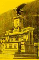 Sec. XX, primo quarto. Tirano, lo stemma compariva sulla fontana ora distrutta, esistente in piazza Marinoni prima del 1925.
