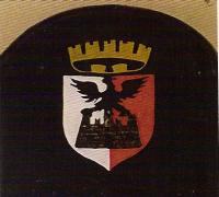 Sec.XX. Tirano, Municipio. Lo stemma dipinto sulla cornice dell'Albo Pretorio.