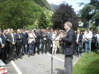 L'intervento del senatore Benedetto Della Vedova. In prima fila il presidente della regione Valle di Poschiavo Cassiano Luminati
